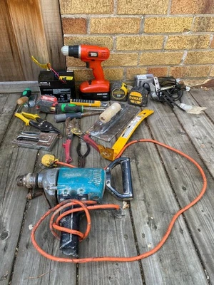 HUGE Tool Lot - Dewalt, Tape, Milwaukee, Black & Decker Cordless Drill Driver - Image 1 of 4
