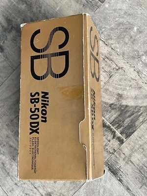 nikon sb-50 dx flashgun box only (NO FLASH) - Image 1 of 4
