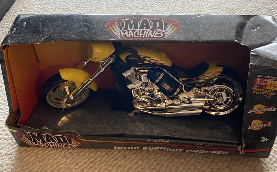 Mad Machines NITRO Burnout Chopper Motorcycle With Sounds and Lights Yellow