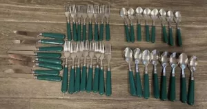 Vintage Set of 40 NEW Gibson Christmas Charm Flatware Silverware Green Handle - Picture 1 of 6