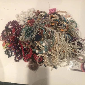 Jewelry Lot Craft Rhinestone Beads Repurpose Stones Crafters Dream 8 Lbs #1 - Picture 1 of 3