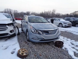 Chassis ECM Body Control BCM Center Dash Turbo Fits 12-14 SONATA 562766 - Picture 1 of 9