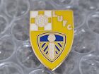 Rare Leeds United Football Club Pin Badge Elland Road Yorkshire Utd White Birth