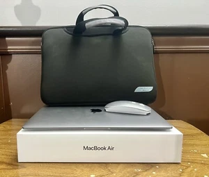 Mint Apple MacBook Air A2337 (Late 2020) Laptop 13" M1 CPU 8GB RAM 256 SSD Gray - Picture 1 of 14
