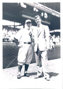 HY2-102 1950 Chicago Cubs Baseball Frankie Frisch Campbell ORIG 5x7 BRACE PHOTO - Picture 1 of 1