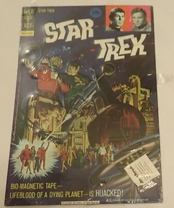 Insegna Star Trek chiave oro metallo latta goffrata decorazione parete 9" x 13" - 90210-305 - Foto 1 di 2