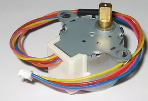 RadioShack 4 Phase Mini Stepper Motor with 1:64 Gearbox -  5 V DC -  2730767 - Picture 1 of 6
