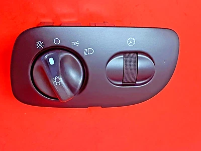 Переключатель фар DS-1380 для Ford F-150 Heritage F-150. Экспедиция - Изображение 1 из 4