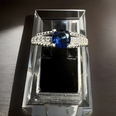 Anillo de compromiso de plata de ley 925 creado en laboratorio de zafiro azul joyería de boda Foto 1 de 4