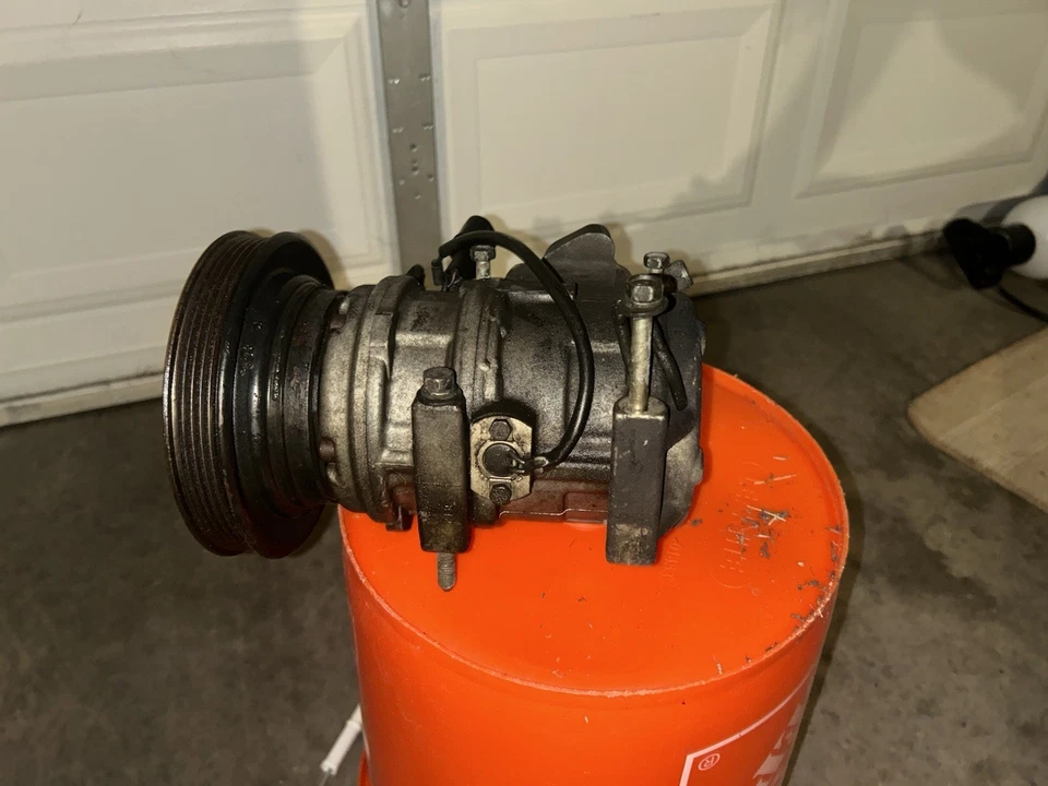 Compresor de aire acondicionado 2g DSM 95-99 Mitsubishi Eclipse 420a Foto 1 de 3