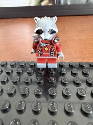 LEGO Marvel Super Heroes Rocket Raccoon 5002145 Retired RED SUIT RARE - Image 1 of 2