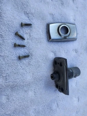 Base de antena de radio AM/FM para camioneta Ford F150 F250 F350 1980-1996 OEM F2Tf-18898-Aaa Foto 1 de 4