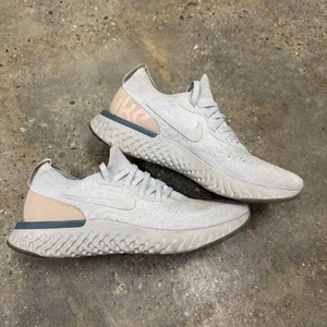 Mujer Nike Epic React Flyknit 2 Platino Beige Zapatos para Correr Talla 7 *MANCHAS* - Imagen 1 de 12