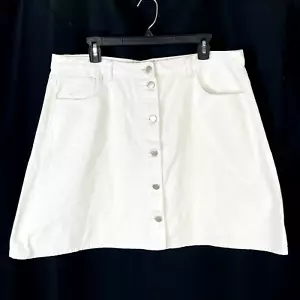 Showpo White Denim Jean Mini Skirt size US 14 UK 18 36x18 Shank Button Front - Picture 1 of 4