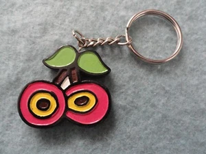 Llavero de dos cerezas - Imagen 1 de 1