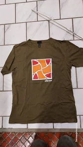 ELLESSE- T- Shirt- Gr. L-OLIVE mit Druck - Bild 1 von 4