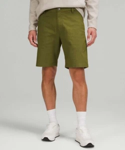 Pantalón Corto Lululemon Commission Ajuste Clásico 9" Oxford en Verde Enebro Talla 33 Usado en Excelente Condición - Imagen 1 de 11