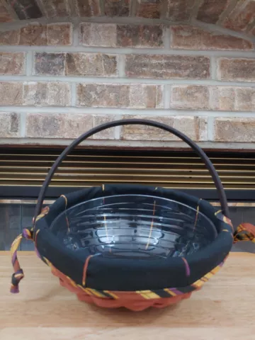 Longaberger 2006 Small Autumn Treats Basket w/Liner, Protector Cover