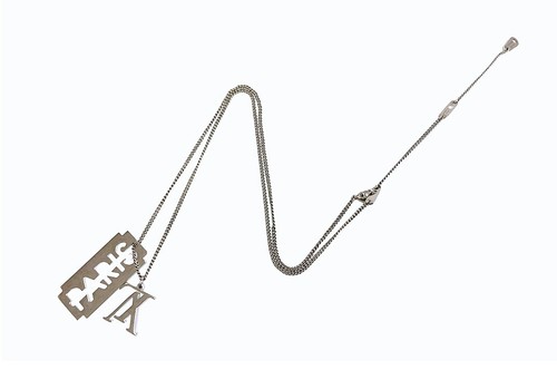 LOUIS VUITTON（LV） Mp2084 Ciondolo Collier per Collana Uomo Scatola Esterna con Sacchetto Popolare 8263.