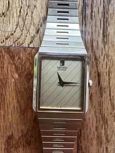 Orologio Analogico Classico Seiko Uomo 6530-5810 Tank Quarzo Tono Oro - Foto 1 di 12