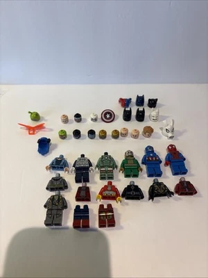 lego super heroes minifigure Parts lot - Marvel - DC - Accessories - Image 1 of 4