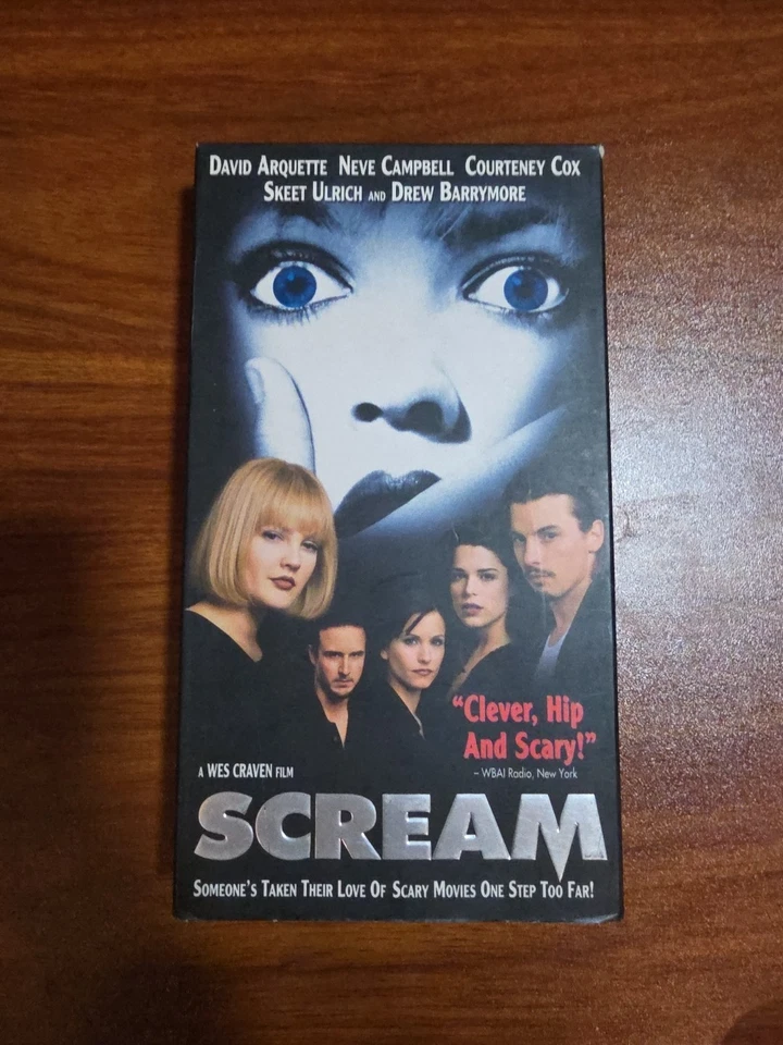 Scream 1997 (VHS) Horror, Neve Campbell, Courtney Cox Foto 1 de 2