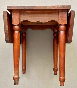 Vintage American Heirloom Miniatur Drop Leaf Tisch - Bild 1 von 12