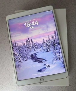 iPad Pro 10,5 " - Bild 1 von 3