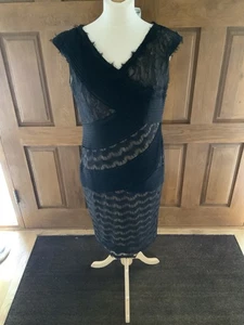 Gina Bacconi Dress Size 14 - Picture 1 of 6