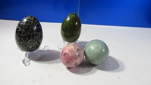 ¿Huevos de mármol Italia? Juego de 4 huevos pulidos tallados vintage de piedra de alabastro precio 1 - Imagen 1 de 6