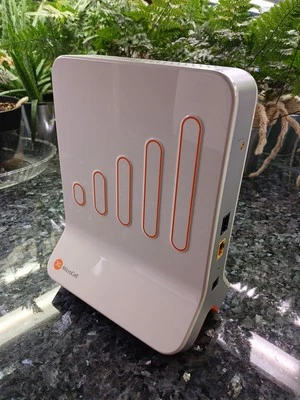 Cisco AT&T 3G Microcell DPH151-AT Wireless Cell Phone Signal Booster Tower - Image 1 of 4