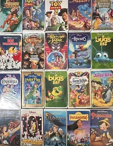 VHS - Huge Lot of 20 Disney Clamshell Toy Story Tarzan Bugs Life Country Bears - Bild 1 von 13