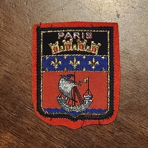 NEW Vintage Travel Patch PARIS FRANCE  Souvenir Patches FELT Sew On Embroidered  - Picture 1 of 2