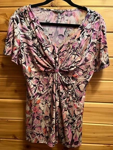 EUC Daisy Fuentes Damen rosa Blumen Kurzarm Top verdrehter Knoten Größe L - Bild 1 von 8