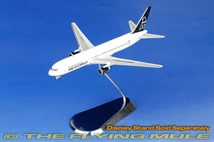GeminiJets 1:400 767-300 Mexicana XA-MXC - Picture 1 of 8