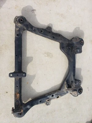 Toyota Camry 2007 subchasis delantero travesaño fabricante de equipos originales Foto 1 de 4