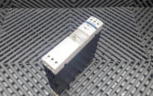 Schneider Telemecanique ABL7 RE2403 Power Supply 100-240VAC In, 24VDC 3A Out - Picture 1 of 7