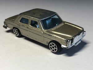 3 pollici 1974 Mercedes-Benz 240D Summer S688 1/64 pressofuso usato sfuso - Foto 1 di 7