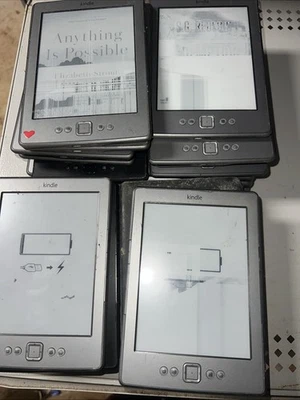 LOTE DE 30 Amazon Kindle 4ta Gen D01100 Plateado NEGRO Foto 1 de 4