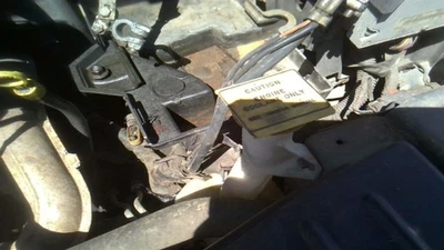 Coolant Reservoir Fits 04-07 CARAVAN 30138885 Foto 1 de 4