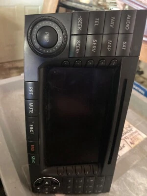  w211 command unit. Harmon Kardon with built in cd out of 2004 e329 logic 7  - Image 1 of 2