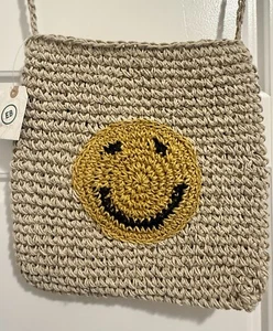 New Earthbound Trading CROCHET SMILEY FACE CROSSBODY BAG Purse - Picture 1 of 4