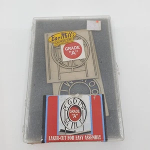 Rare Bar Mills 0236 Hood's Milk Billboard - HO Through O Scale - New In Package - Picture 1 of 7