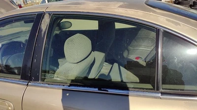 Pontiac Grand Am 1999-2005 conductor ventana trasera izquierda puerta vidrio parte trasera OEM Foto 1 de 3