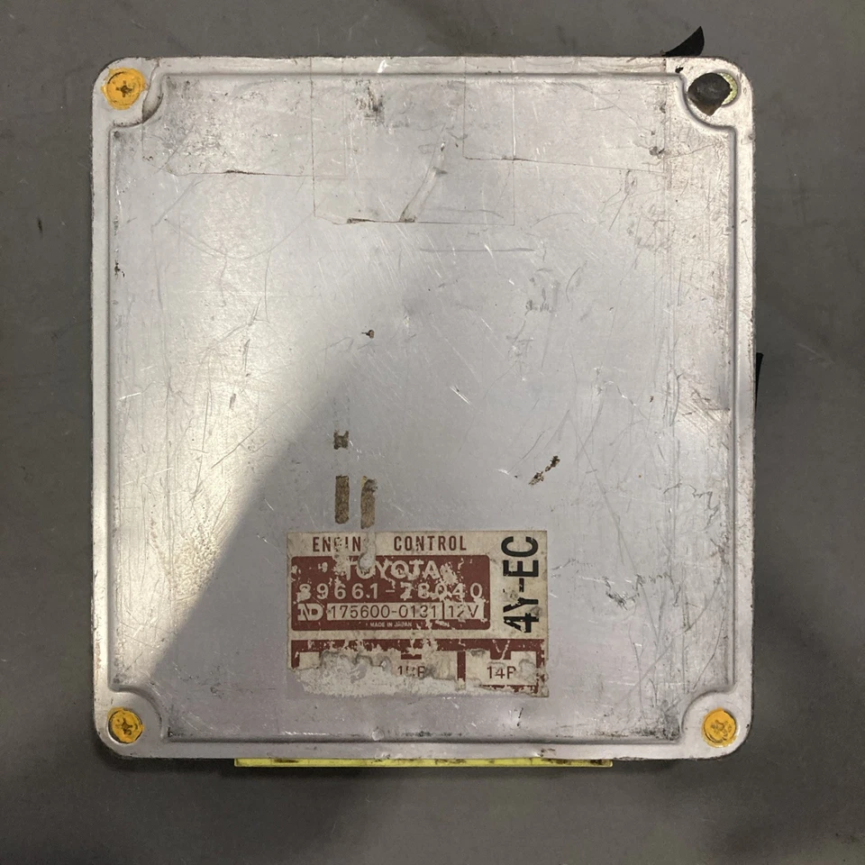 1988 Toyota Van ECU/ECM 89661-28040 - Image 1 of 4