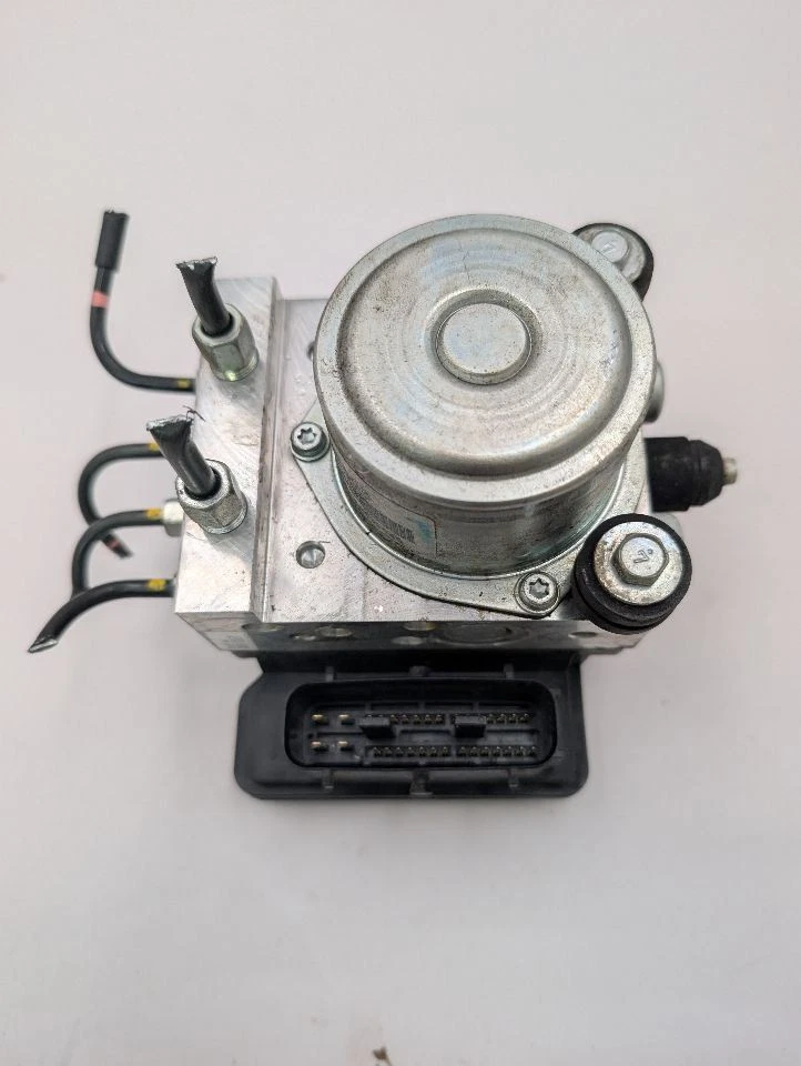 Conjunto de piezas de freno antibloqueo híbrido AWD compatible con 14-15 Infiniti Q50 362713 Foto 1 de 4