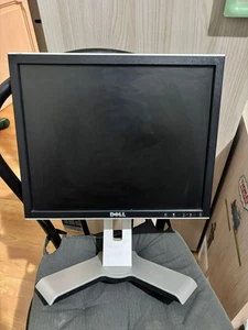 monitor Dell 14" per laboratorio altesa variable - Foto 1 di 3