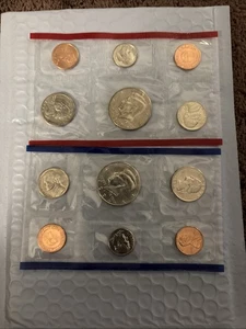 1994 Coin Sets 12 Coins Philadelphia And Denver Mint Still Sealed - Picture 1 of 3