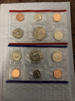 1994 Coin Sets 12 Coins Philadelphia And Denver Mint Still Sealed - Image 1 of 3