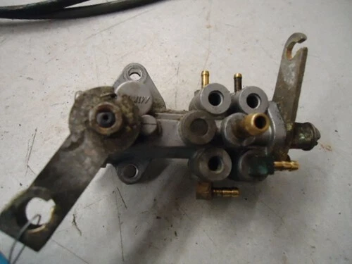 Bomba de aceite para moto de nieve Polaris OEM 2540072 2000 2001 500 600 XC SP / XC SP Edge Foto 1 de 1